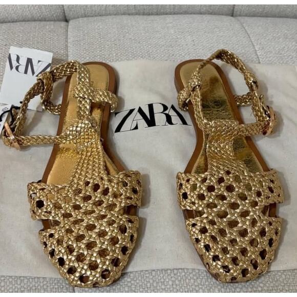 RARE!!! ZARA Metallic Gold Woven Flats NWT Blogger Fave ๐ - Picture 8 of 16